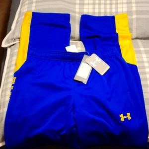 BOYS UNDER ARMOUR NWT LARGE